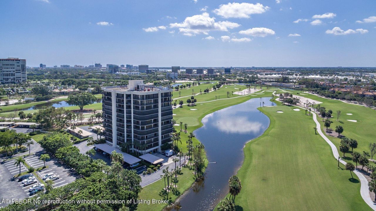 2427 Presidential Way, Unit APT 803, West Palm Beach, FL 33401 Photo