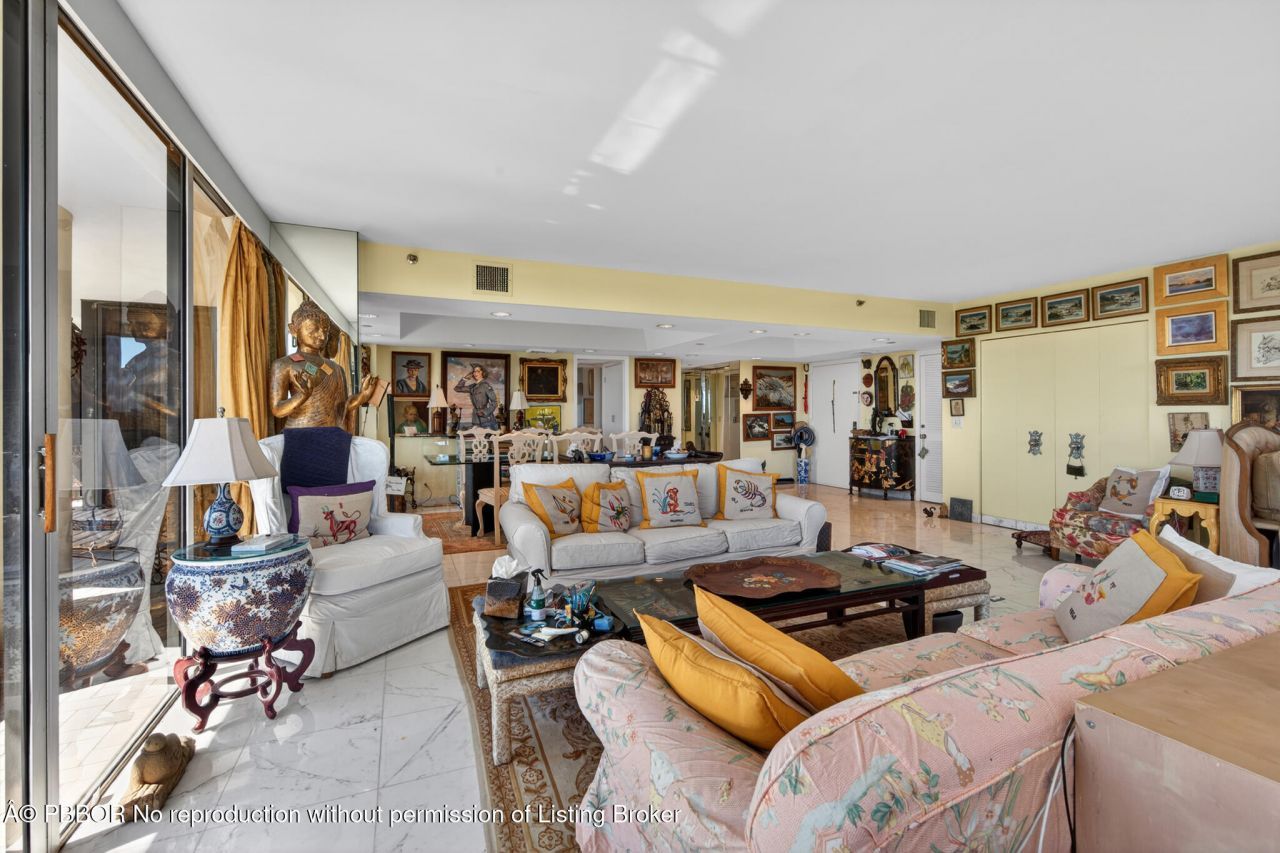 2427 Presidential Way, Unit APT 803, West Palm Beach, FL 33401 Photo