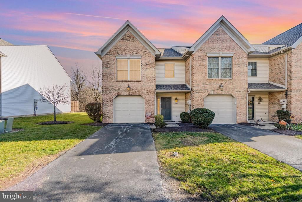 461 Waverly Woods Drive, Harrisburg, PA 17110 Main Photo