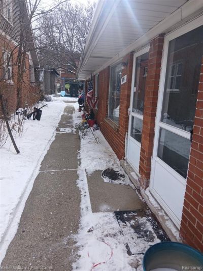 470 W Marshall Street, Ferndale, MI 48220 Main Photo