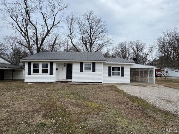 500 Frisco Road, Campbell, MO 63933
