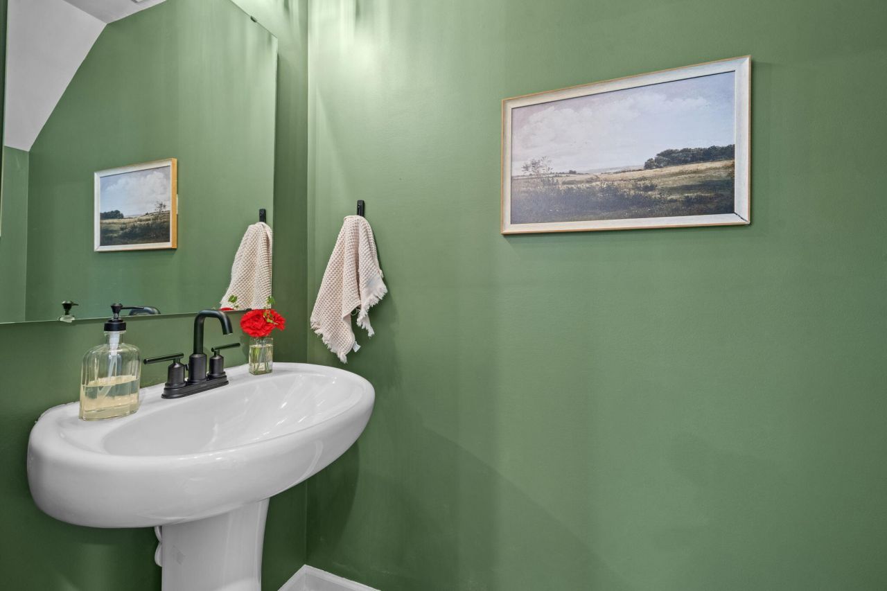 5333 Cardinal Crest Photo 29