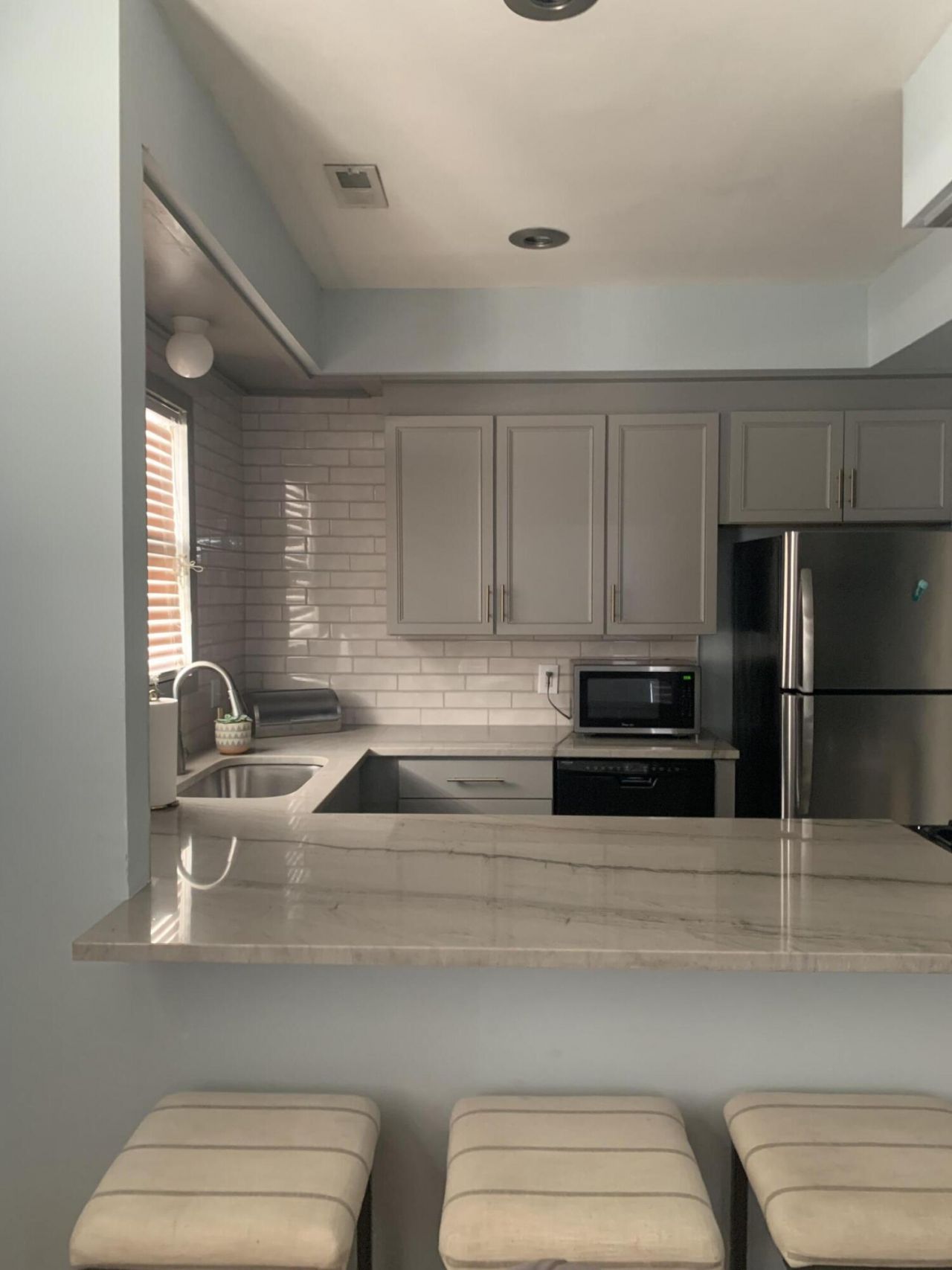 133 Bogard Street Photo 6