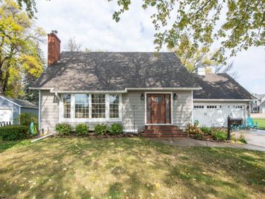 521 7th Avenue NE, Waseca, MN 56093