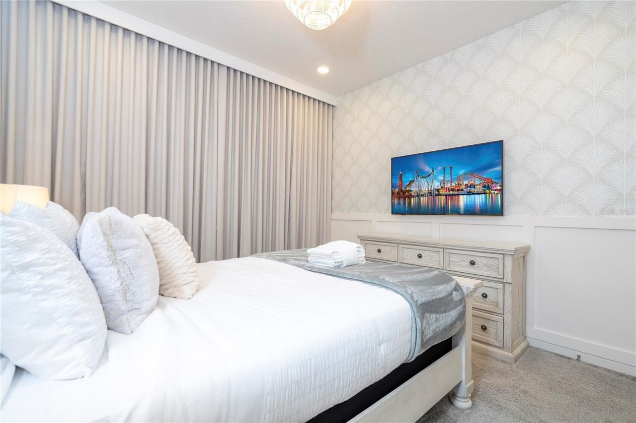 5860 High Seas Drive, Orlando, FL 32821 Photo