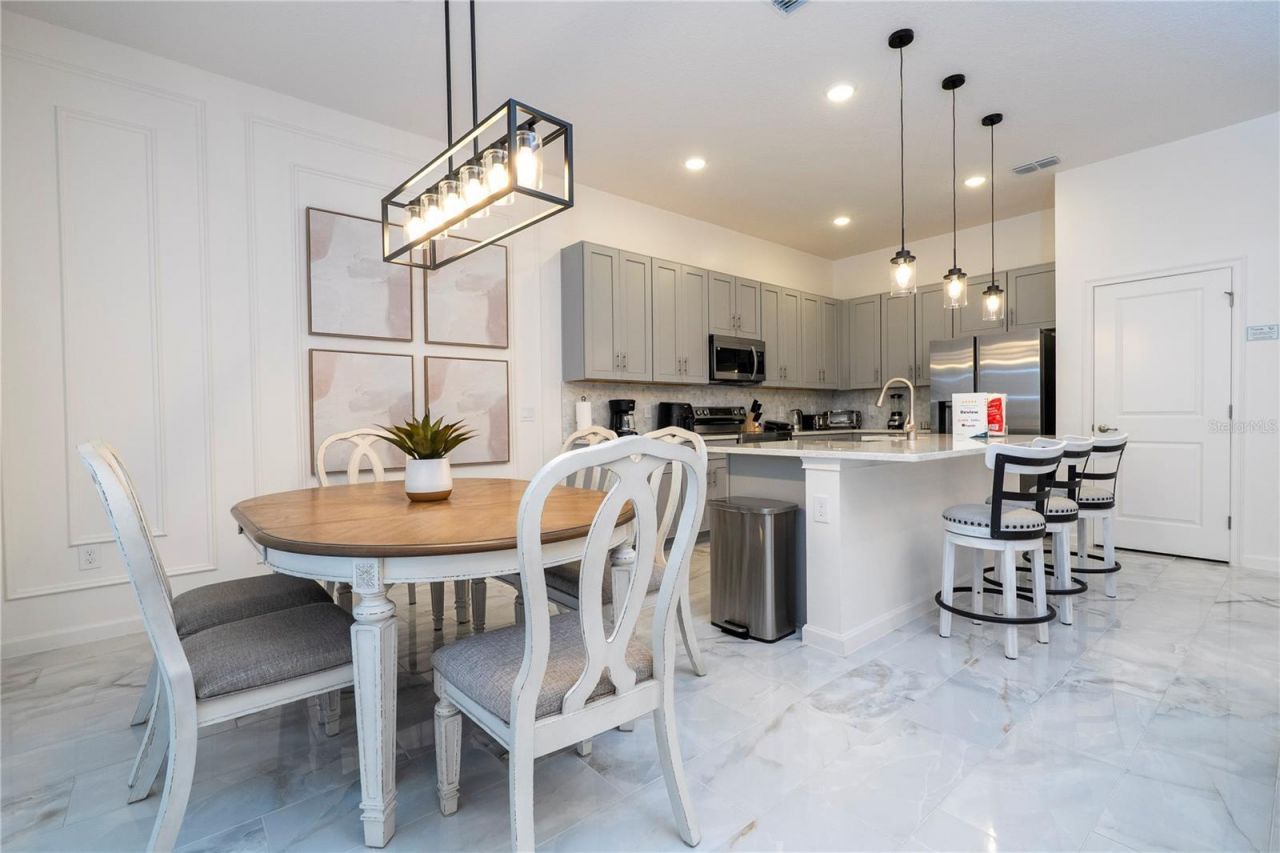 5860 High Seas Drive, Orlando, FL 32821 Photo