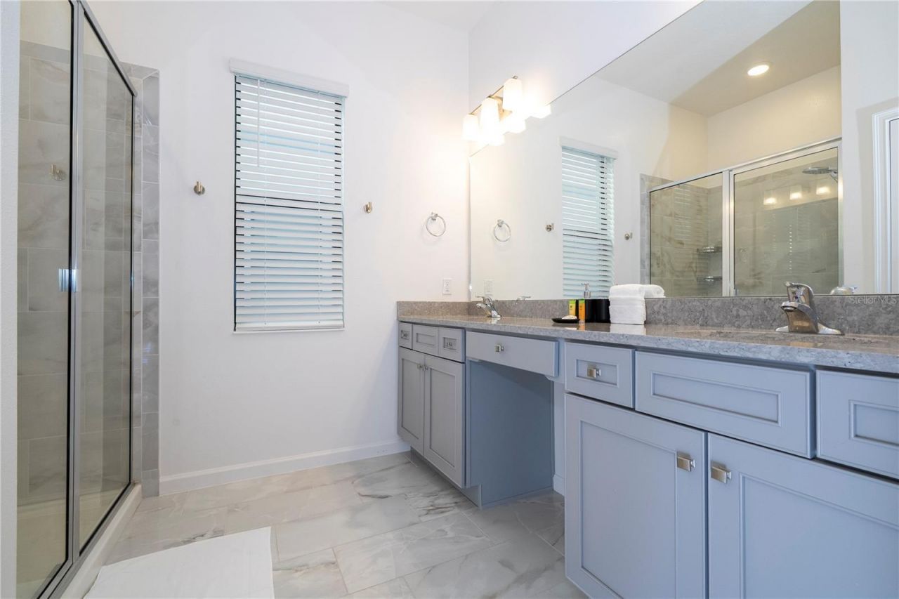 5860 High Seas Drive, Orlando, FL 32821 Photo