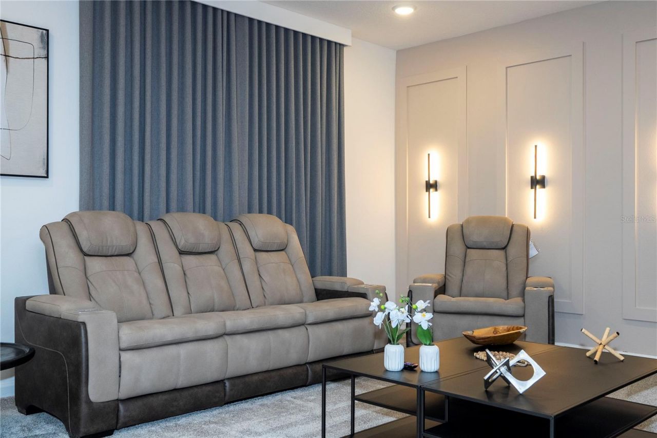 5860 High Seas Drive, Orlando, FL 32821 Photo