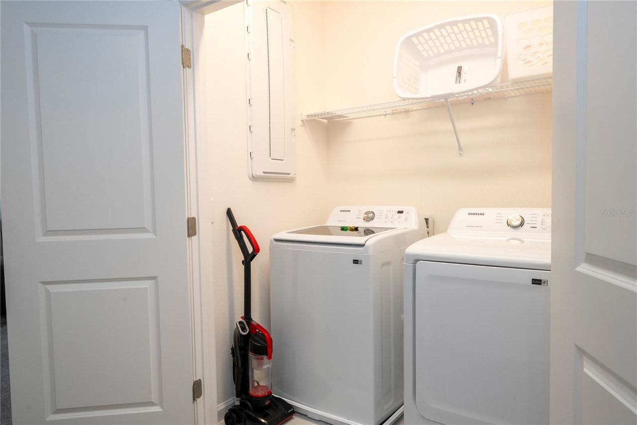 5860 High Seas Drive, Orlando, FL 32821 Photo