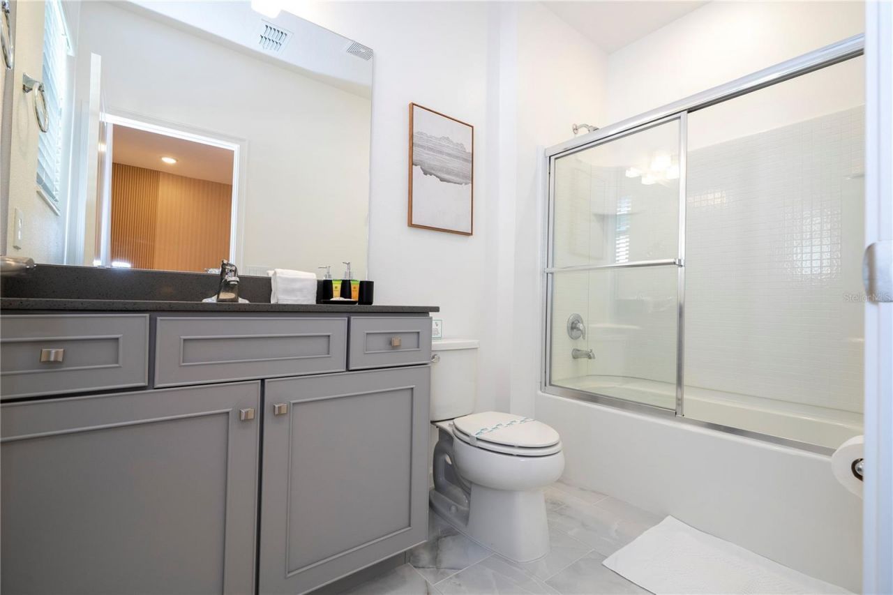 5860 High Seas Drive, Orlando, FL 32821 Photo