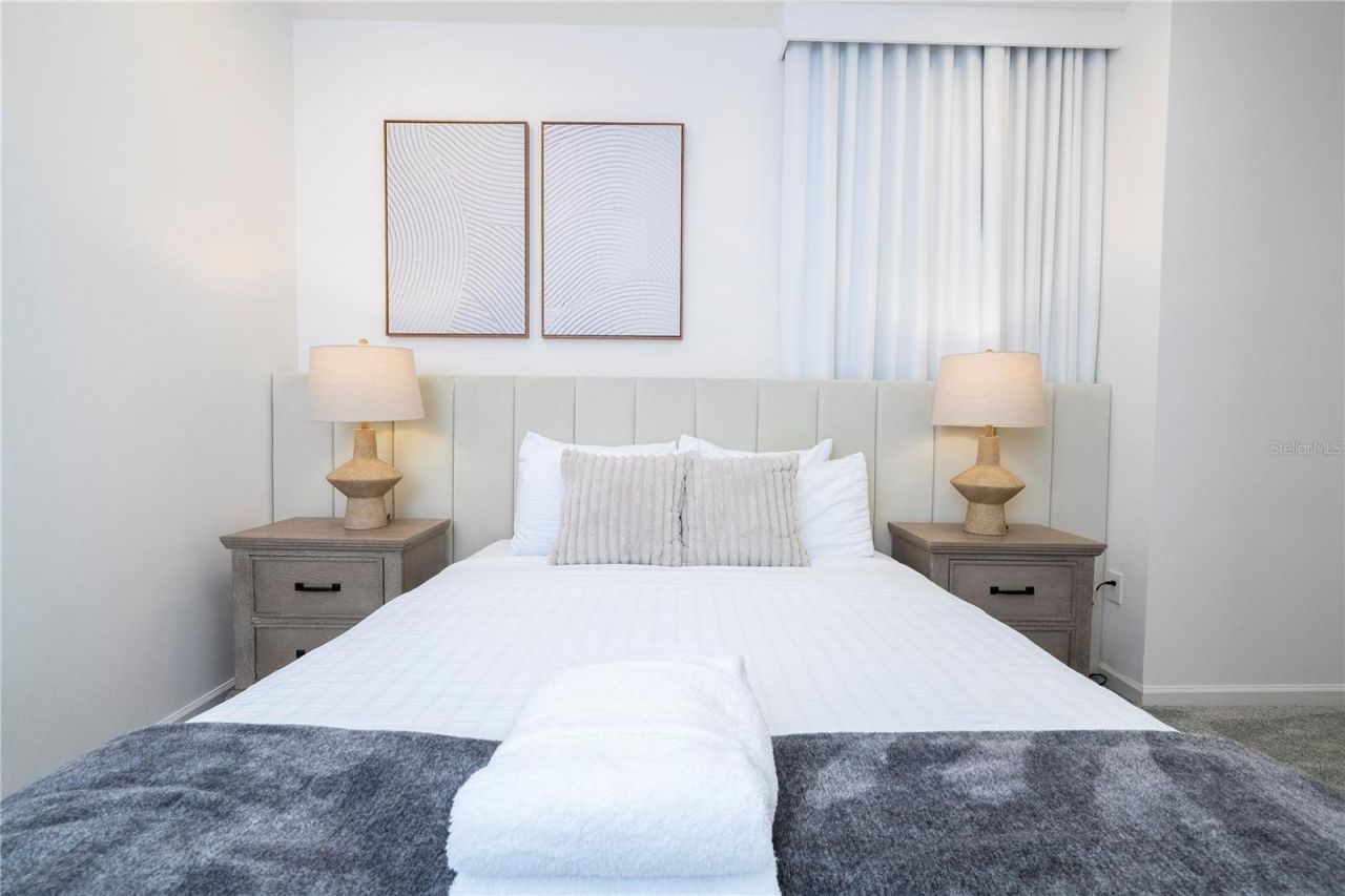 5860 High Seas Drive, Orlando, FL 32821 Photo