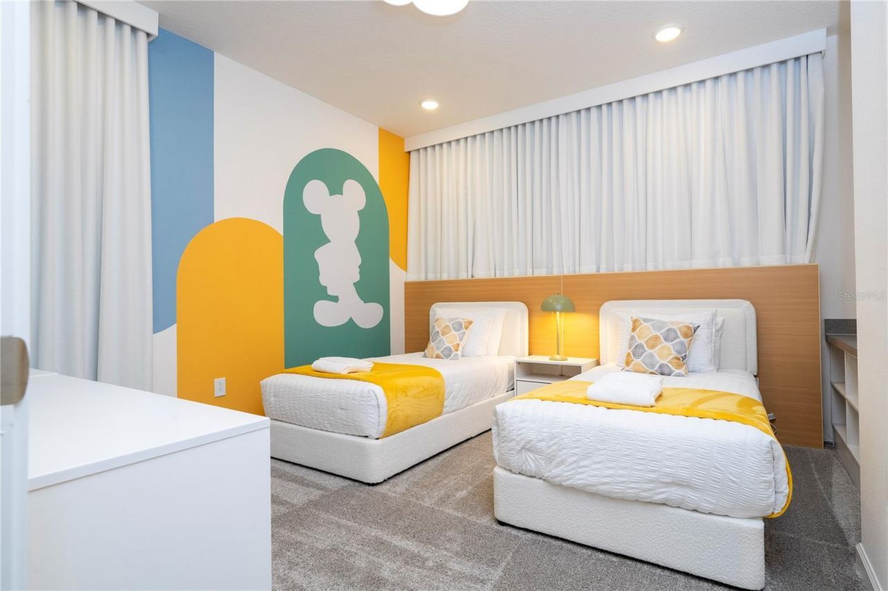 5860 High Seas Drive, Orlando, FL 32821 Photo