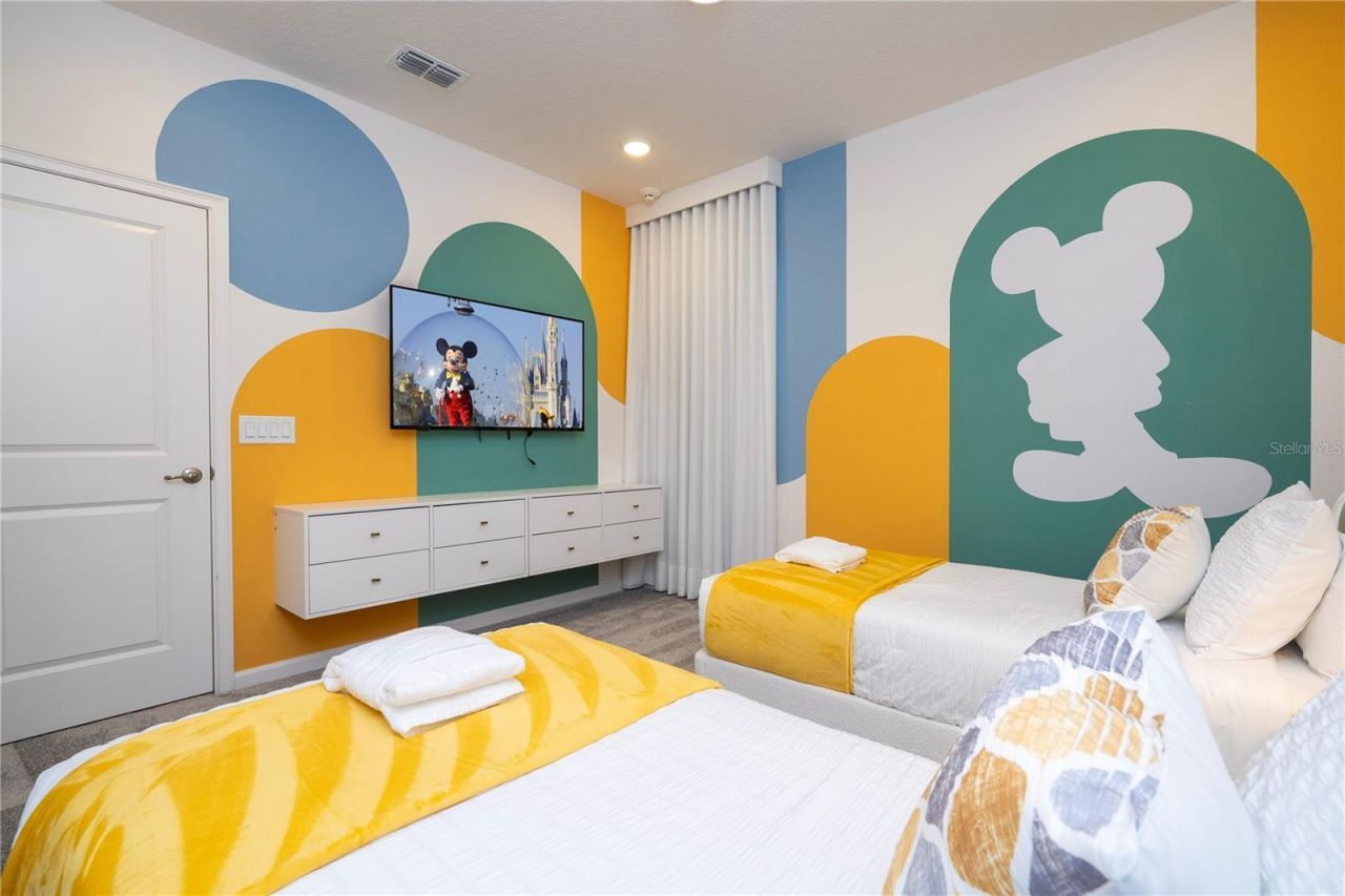 5860 High Seas Drive, Orlando, FL 32821 Photo