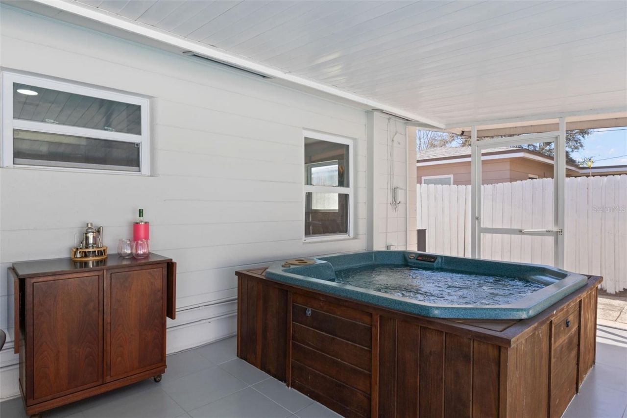 6419 43rd Avenue N, Kenneth City, FL 33709 Photo