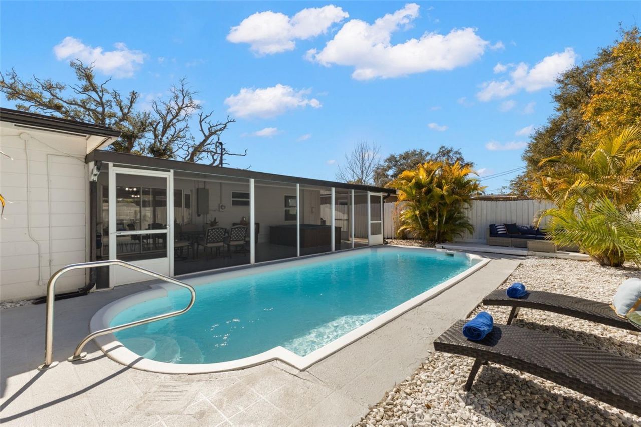 6419 43rd Avenue N, Kenneth City, FL 33709 Photo