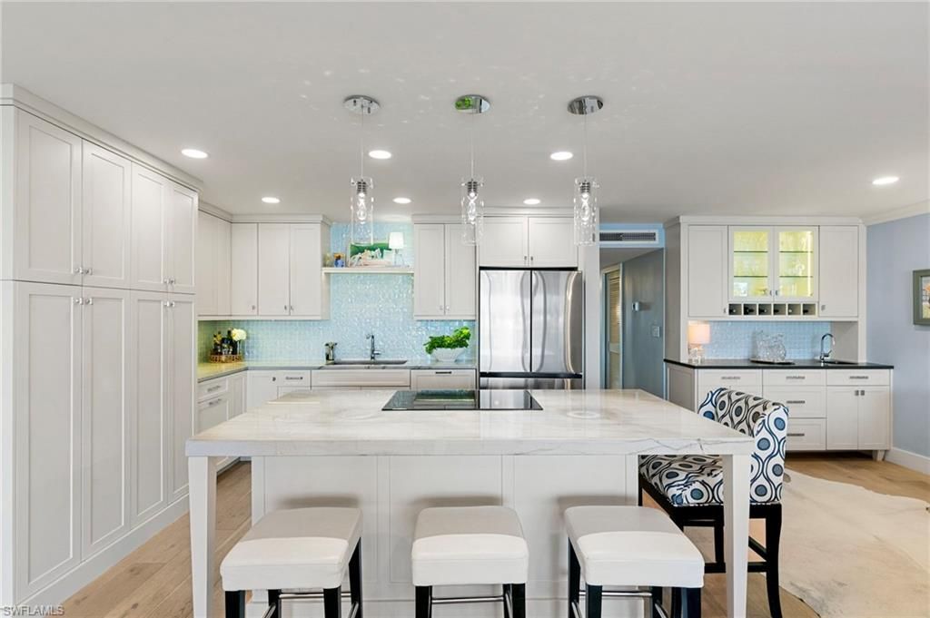 2800 Gulf Shore Blvd N, Unit 305, Naples, FL 34103 Photo