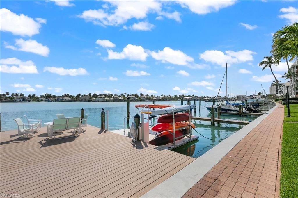 2800 Gulf Shore Blvd N, Unit 305, Naples, FL 34103 Photo