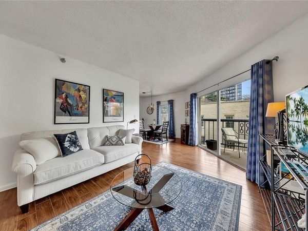 1 Biscayne Drive NW, Unit 302, Atlanta, GA 30309