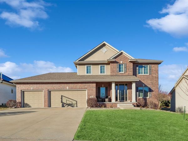 16103 Hickory Lane, Urbandale, IA 50323