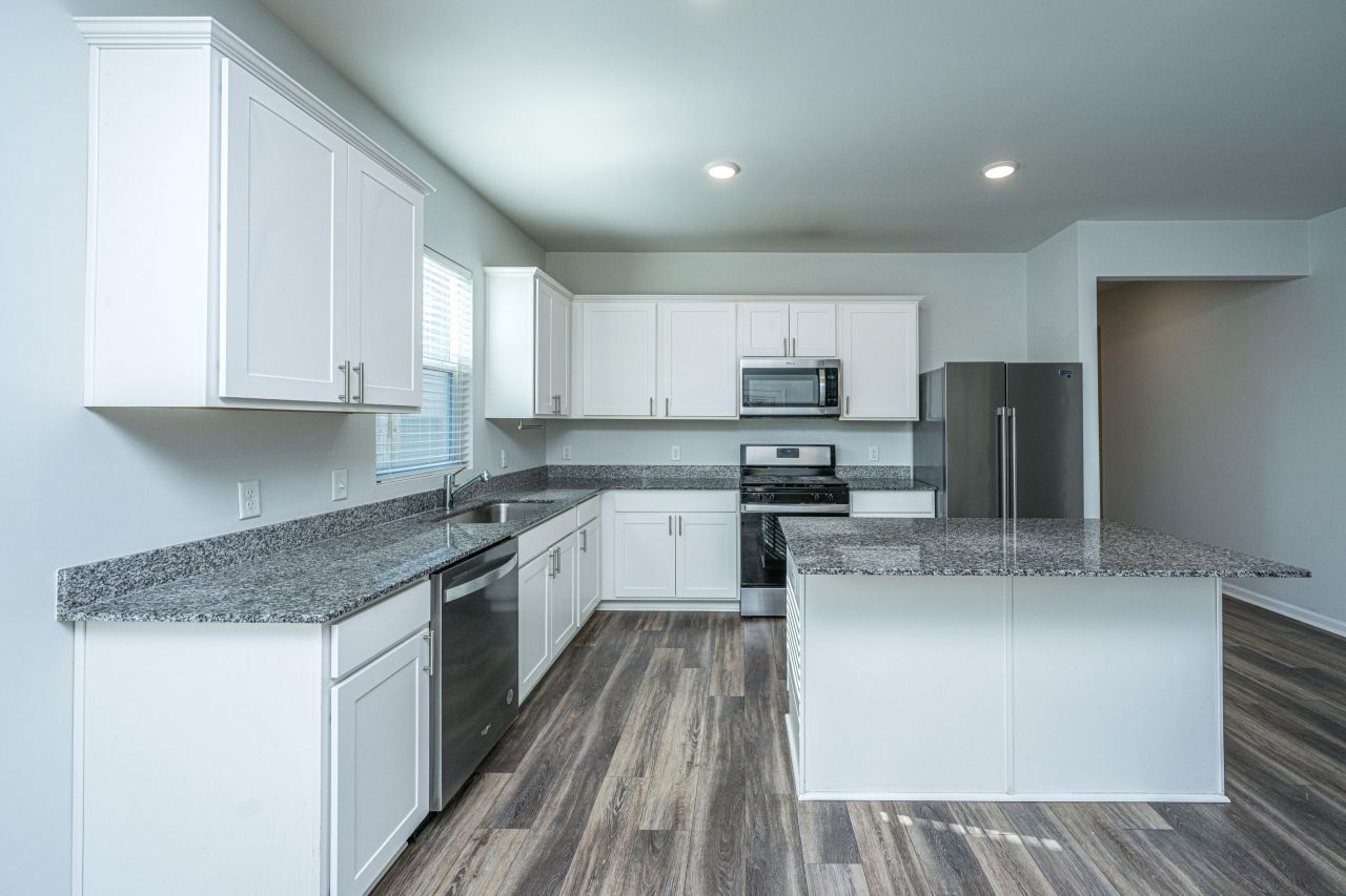 299 W Bradford Pointe Drive Photo 13