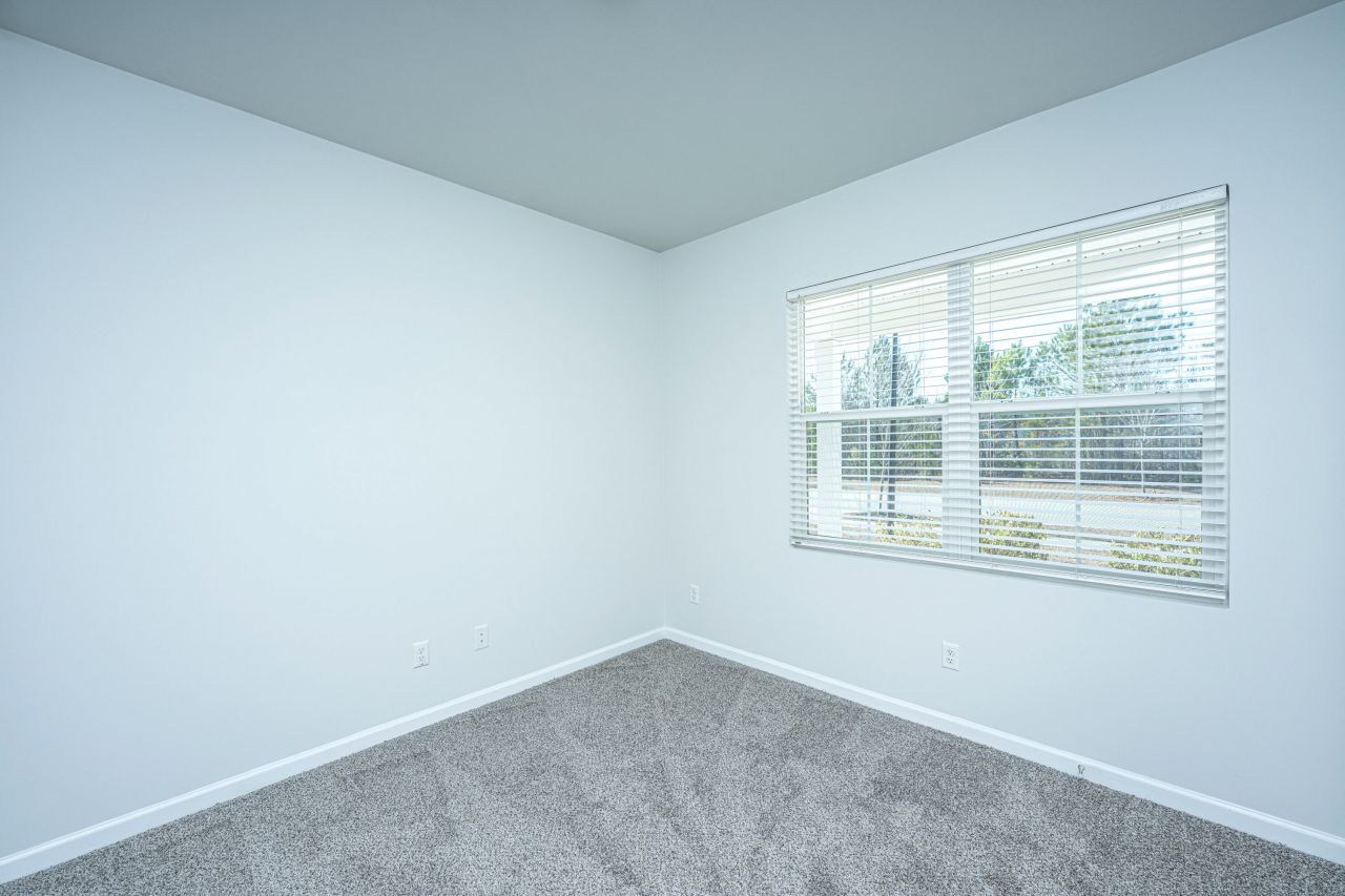 299 W Bradford Pointe Drive Photo 28