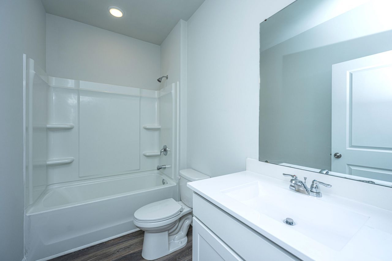 299 W Bradford Pointe Drive Photo 29