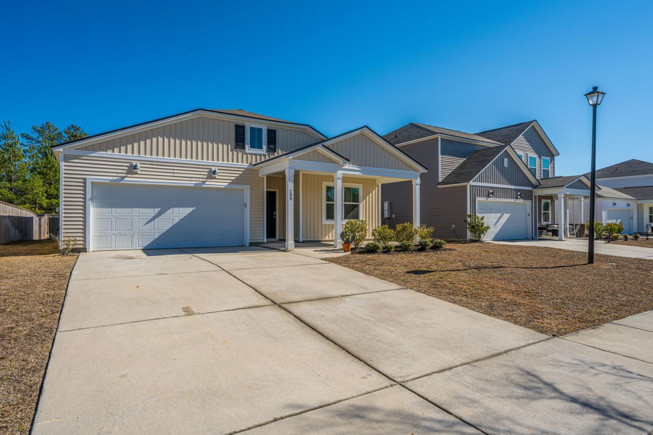 299 W Bradford Pointe Drive Photo 4