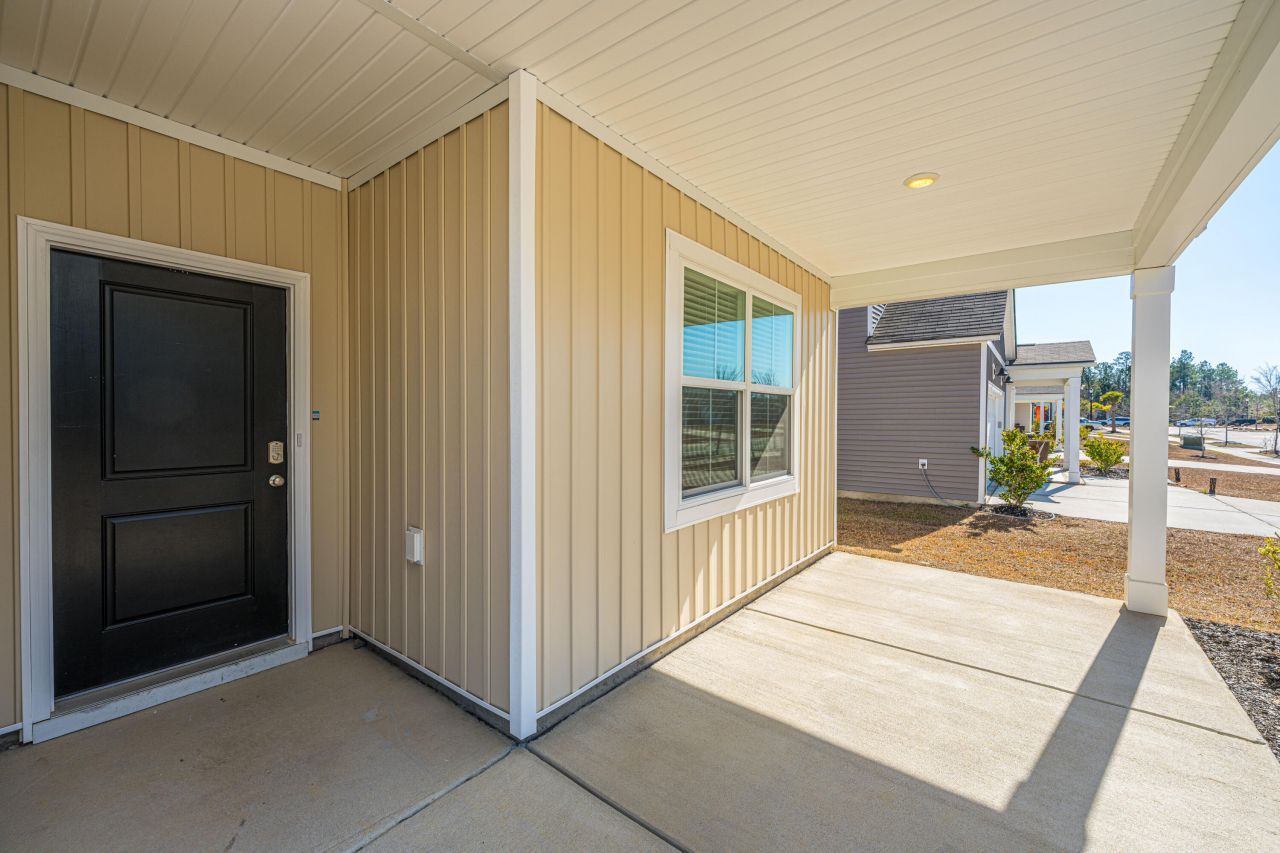 299 W Bradford Pointe Drive Photo 45