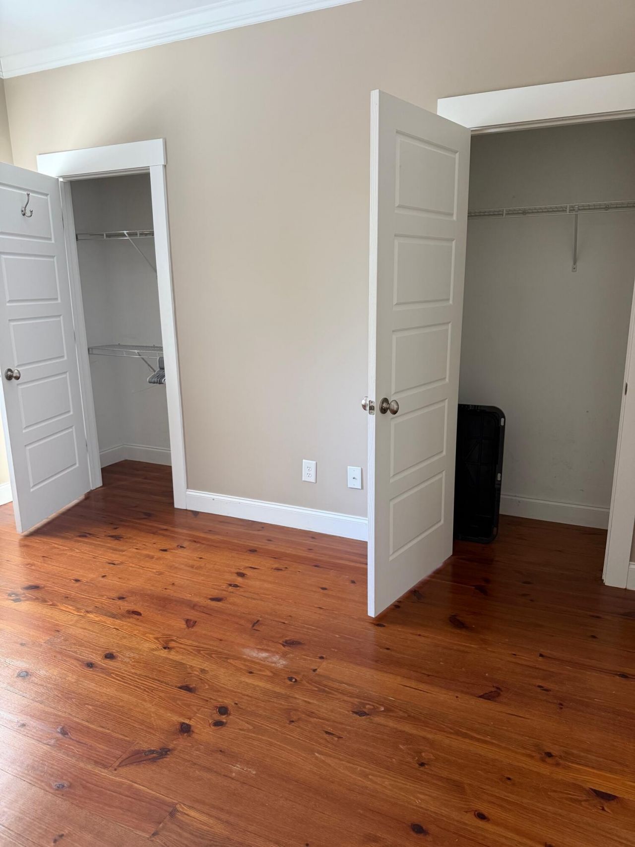 19 Engel Street Photo 13