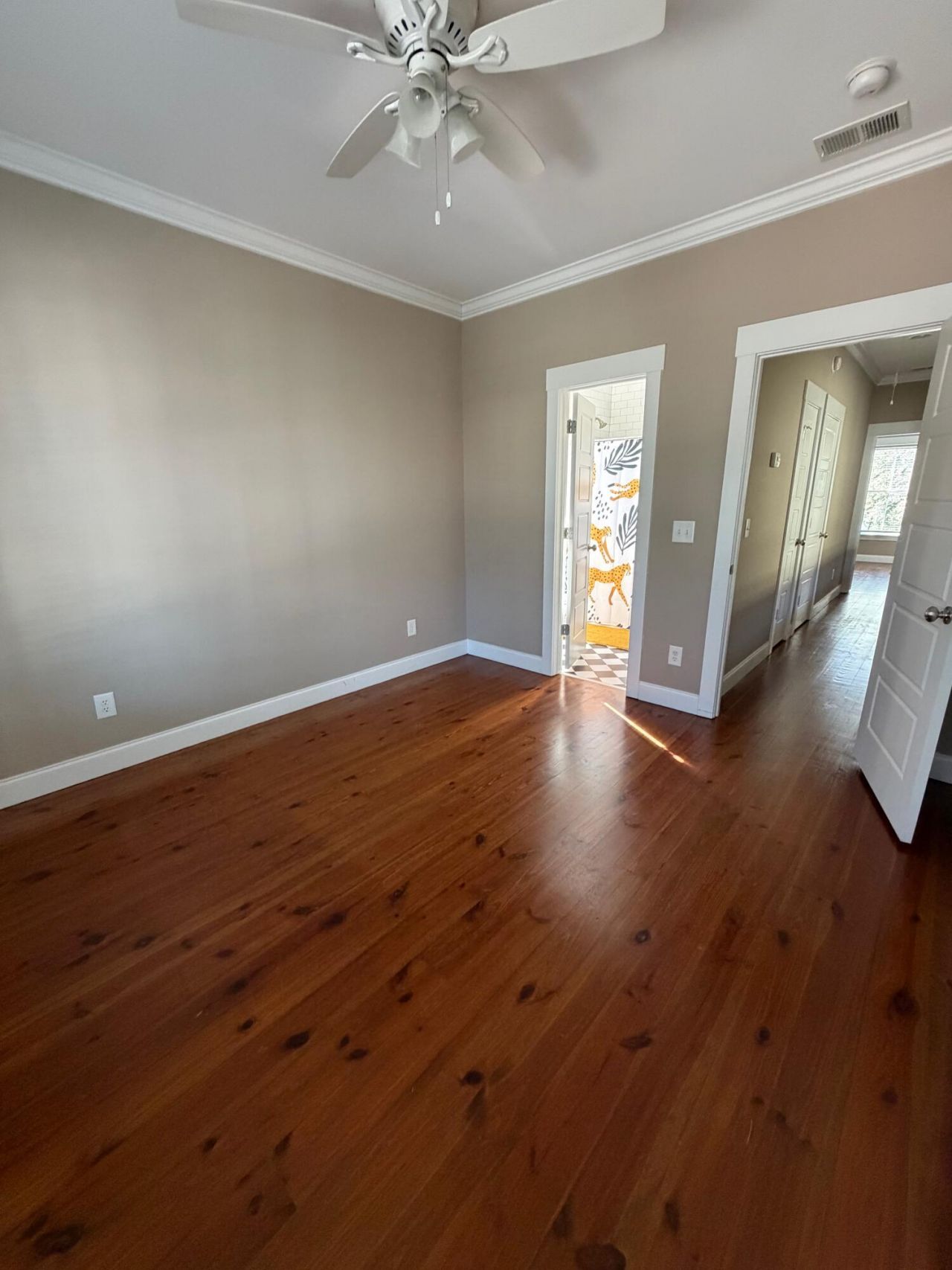 19 Engel Street Photo 18