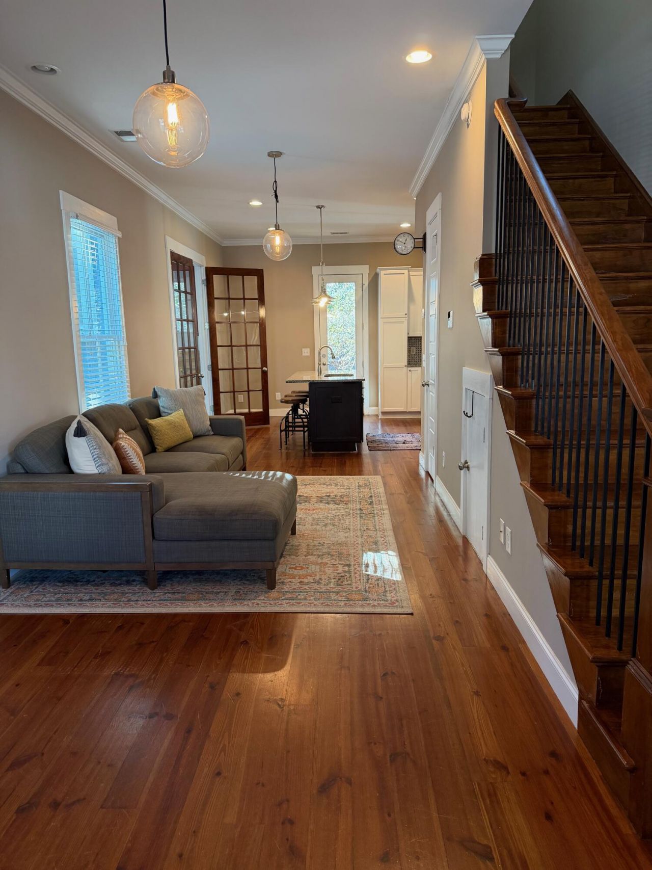 19 Engel Street Photo 4