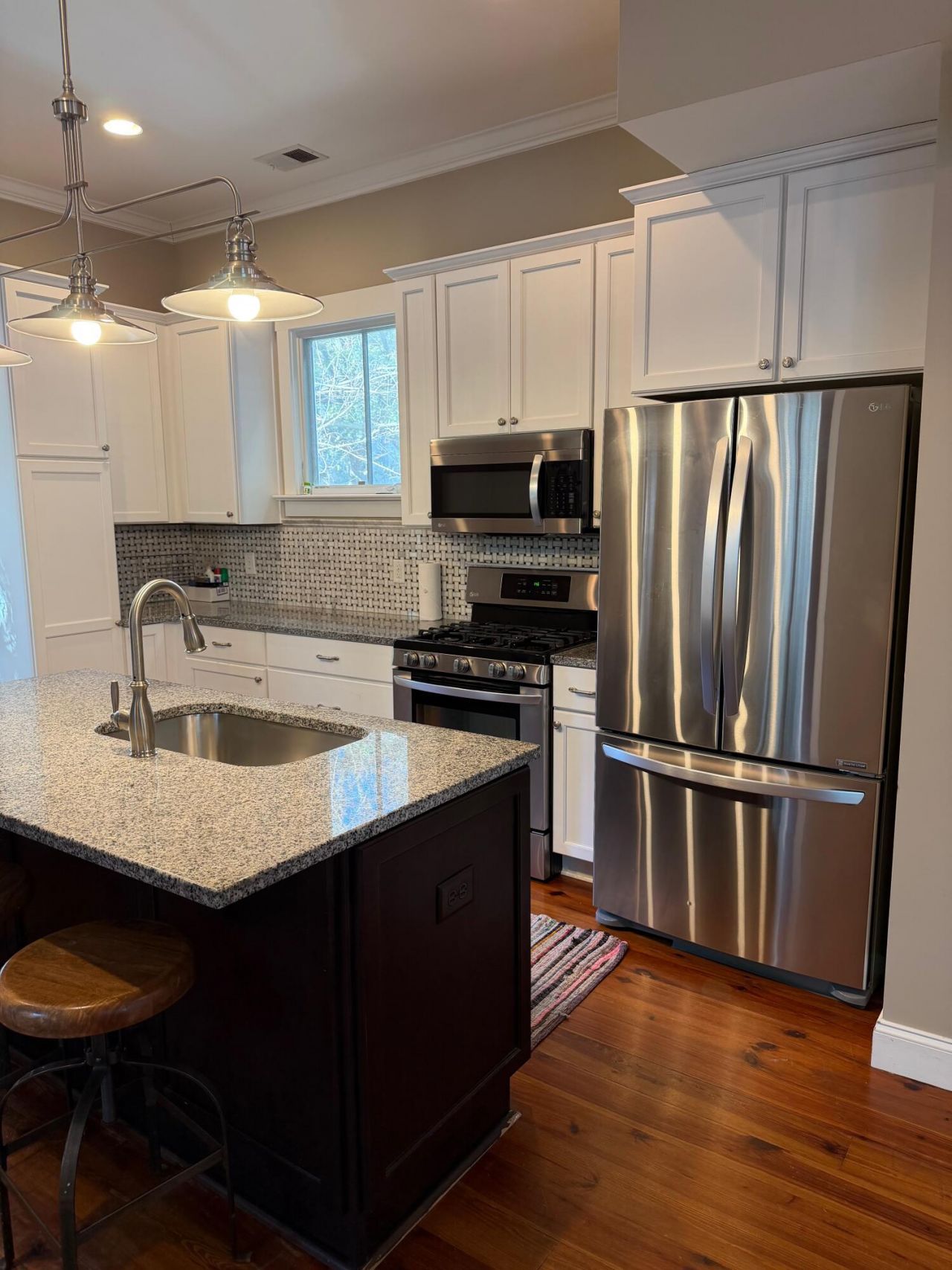 19 Engel Street Photo 8