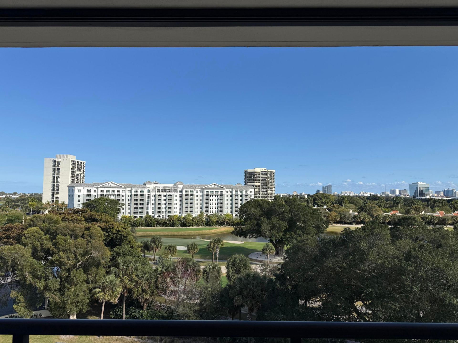 2427 Presidential Way, Unit 803, West Palm Beach, FL 33401 Photo