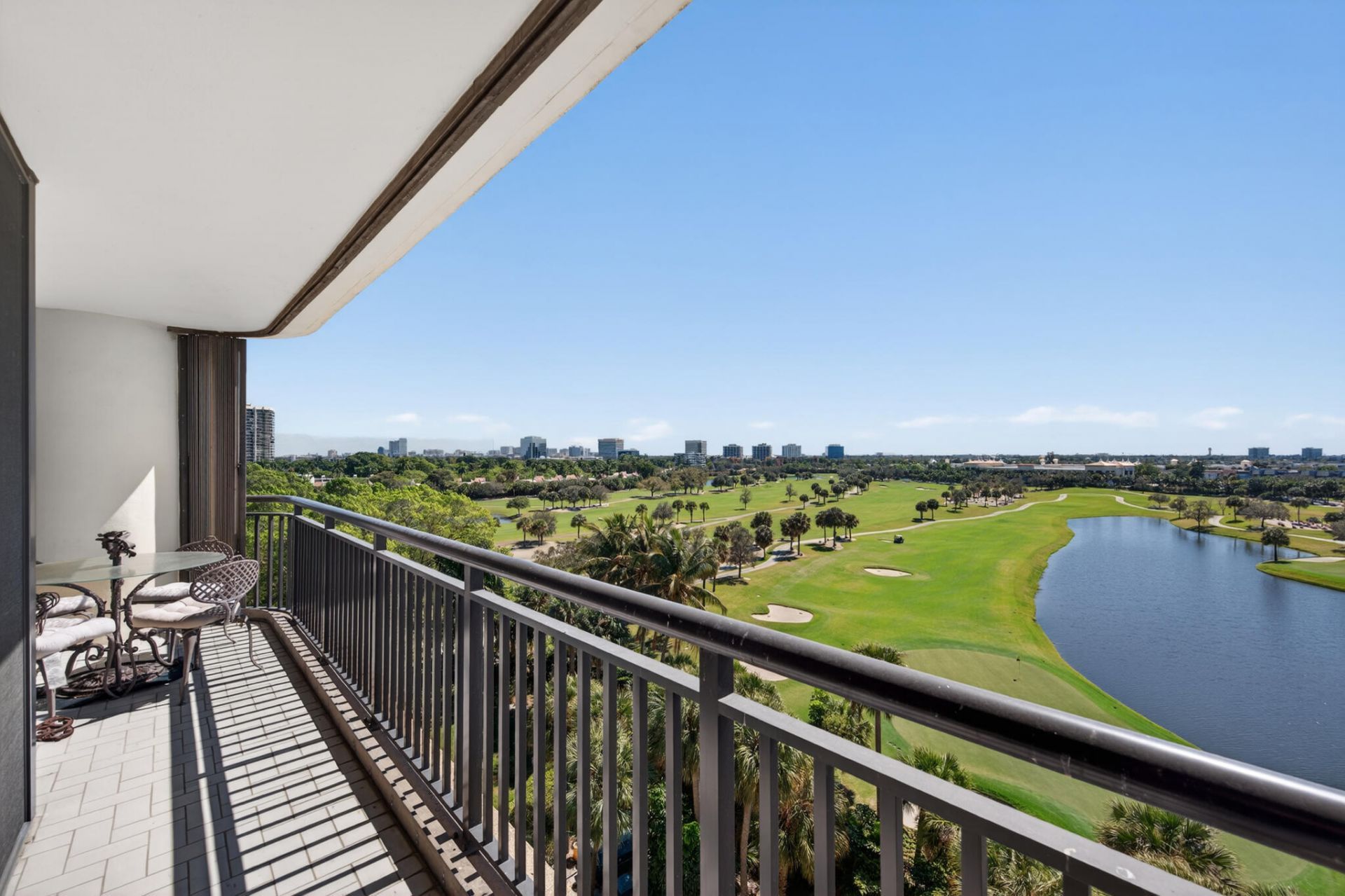 2427 Presidential Way, Unit 803, West Palm Beach, FL 33401 Photo