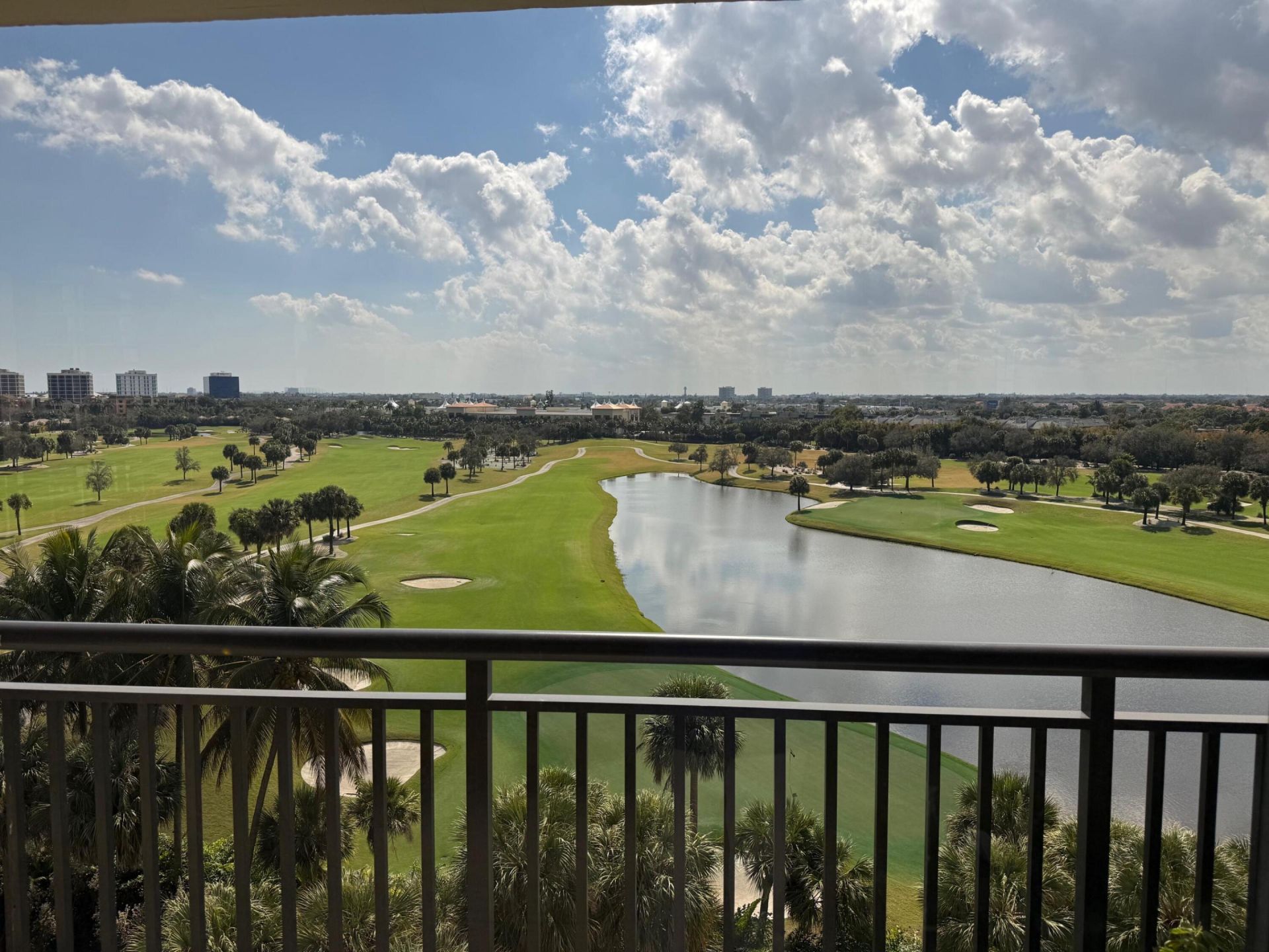 2427 Presidential Way, Unit 803, West Palm Beach, FL 33401 Photo