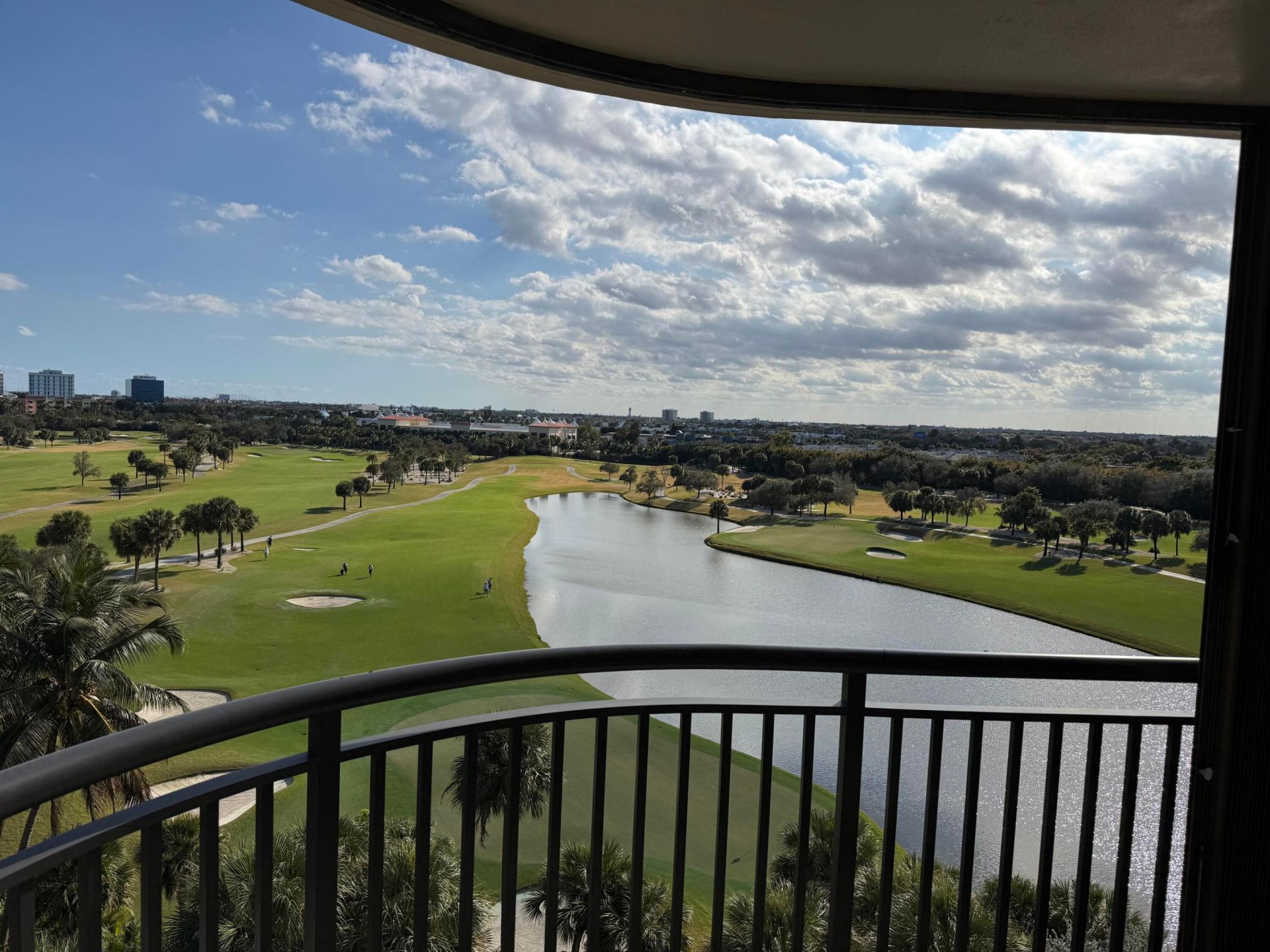 2427 Presidential Way, Unit 803, West Palm Beach, FL 33401 Photo