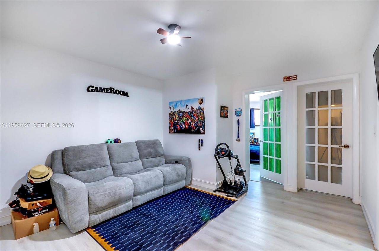 3831 Estepona Ave , Unit 11-D-2, Doral, FL 33178 Photo