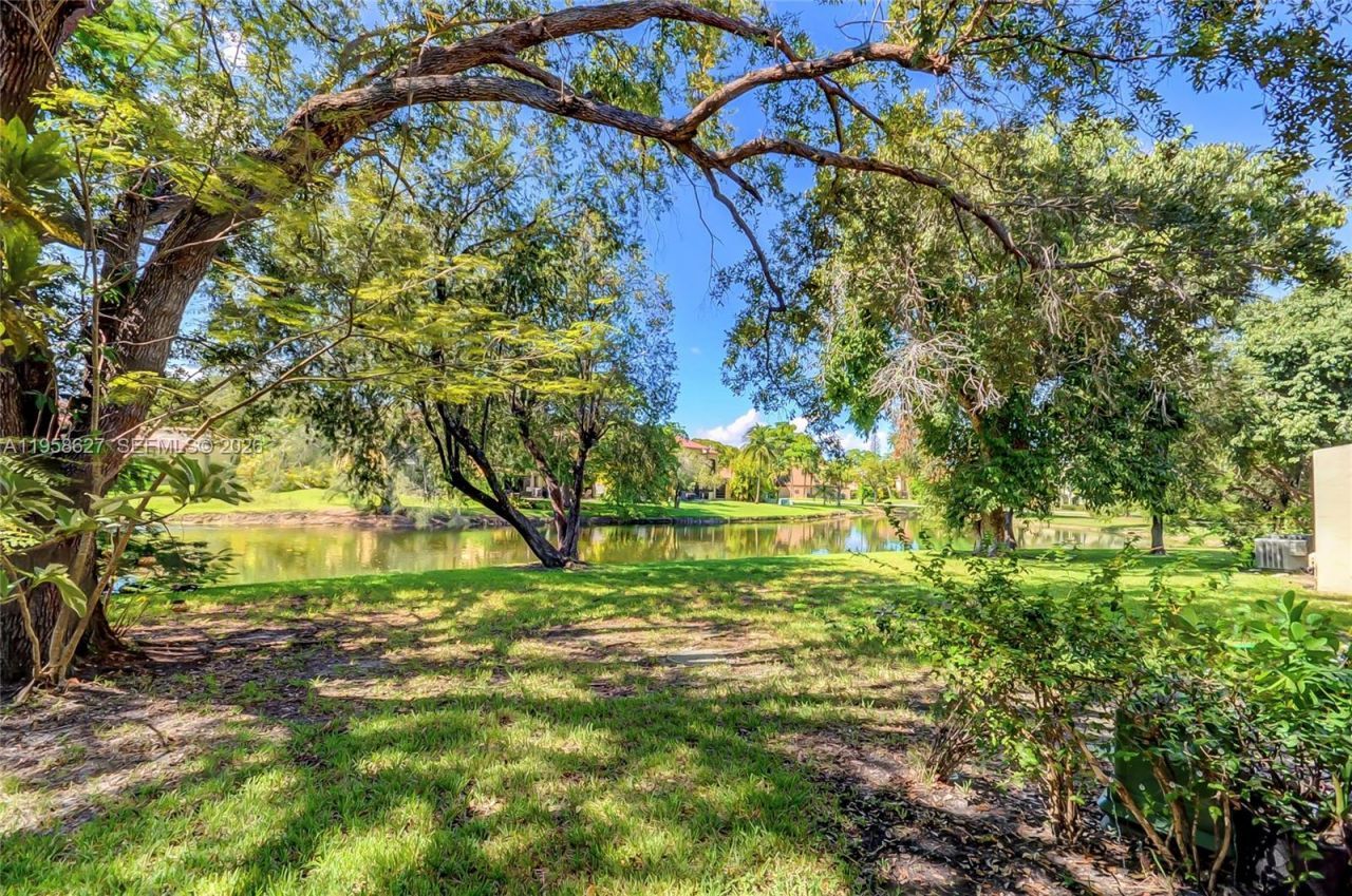 3831 Estepona Ave , Unit 11-D-2, Doral, FL 33178 Photo