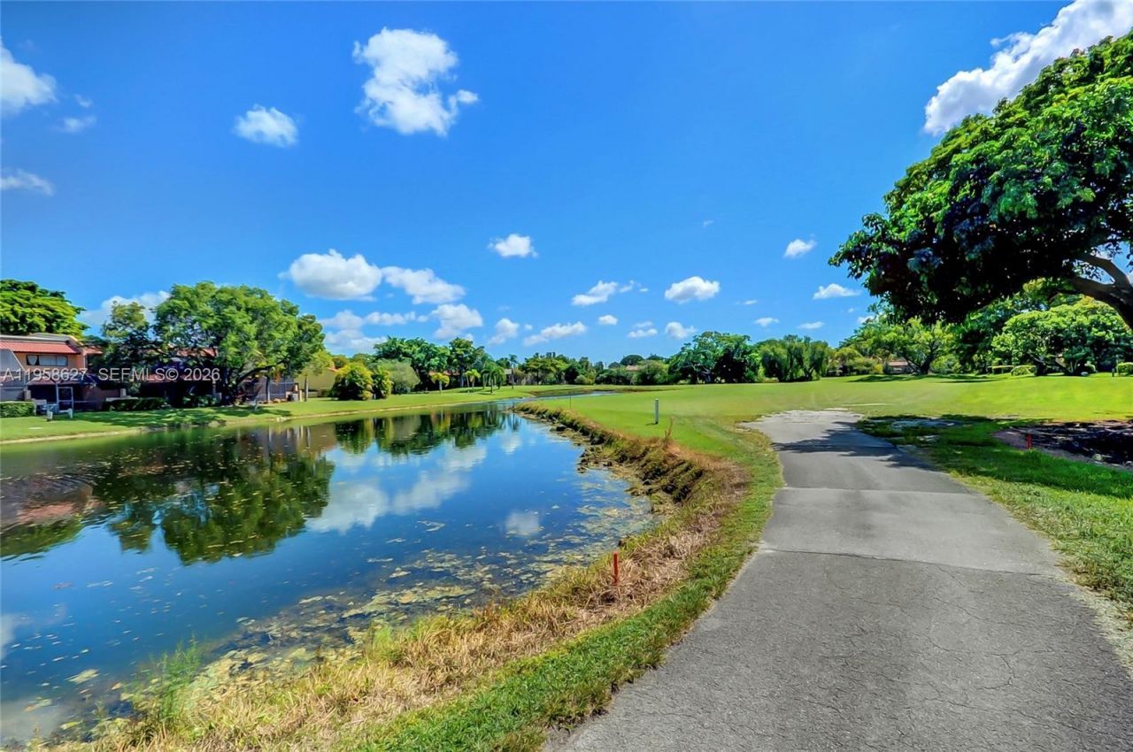 3831 Estepona Ave , Unit 11-D-2, Doral, FL 33178 Photo