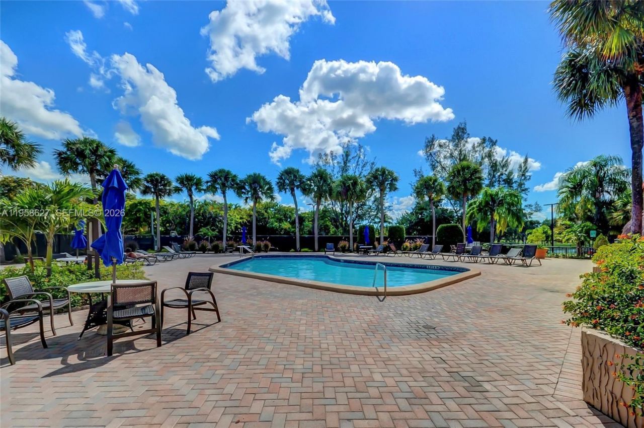 3831 Estepona Ave , Unit 11-D-2, Doral, FL 33178 Photo