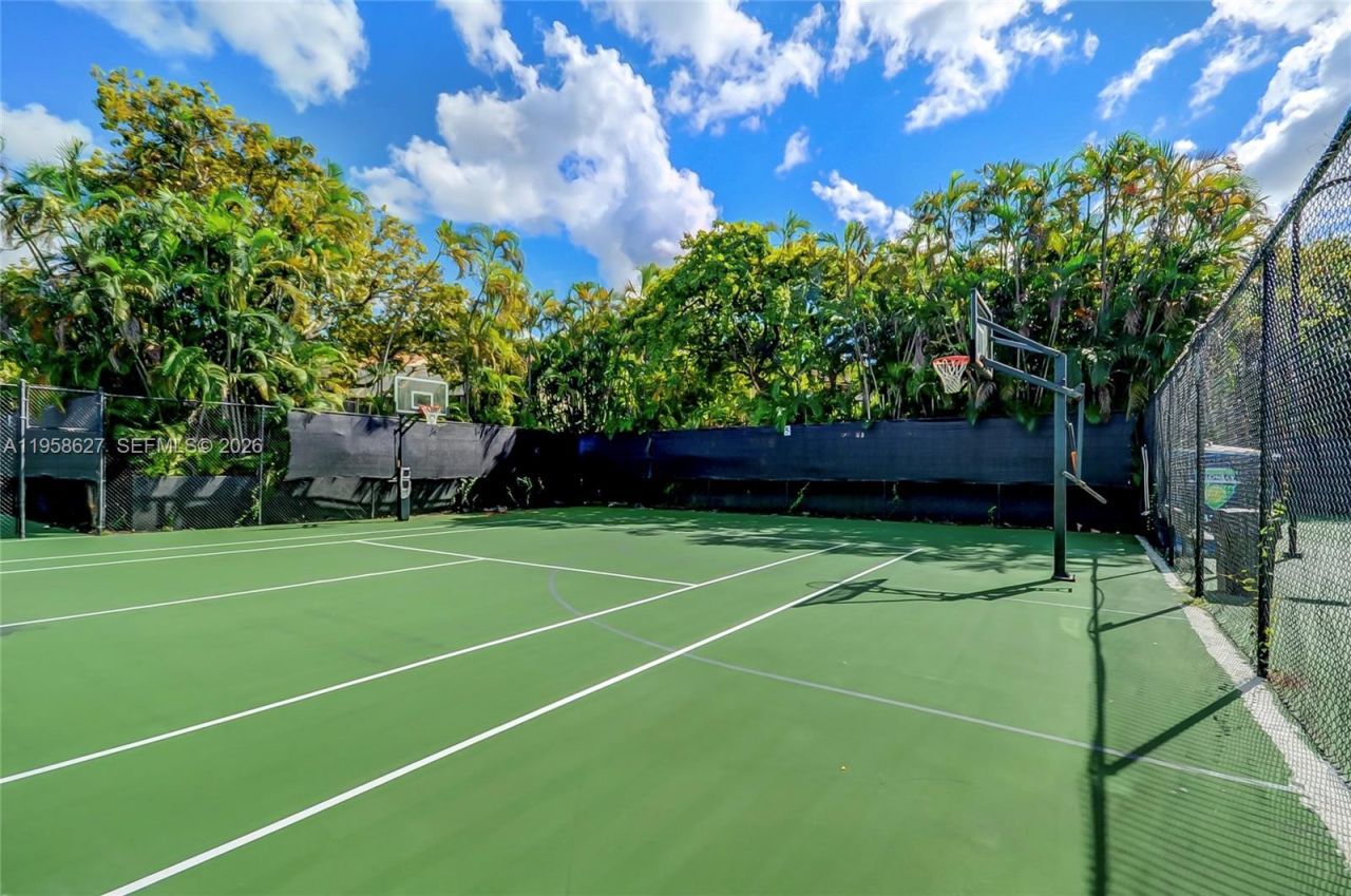 3831 Estepona Ave , Unit 11-D-2, Doral, FL 33178 Photo