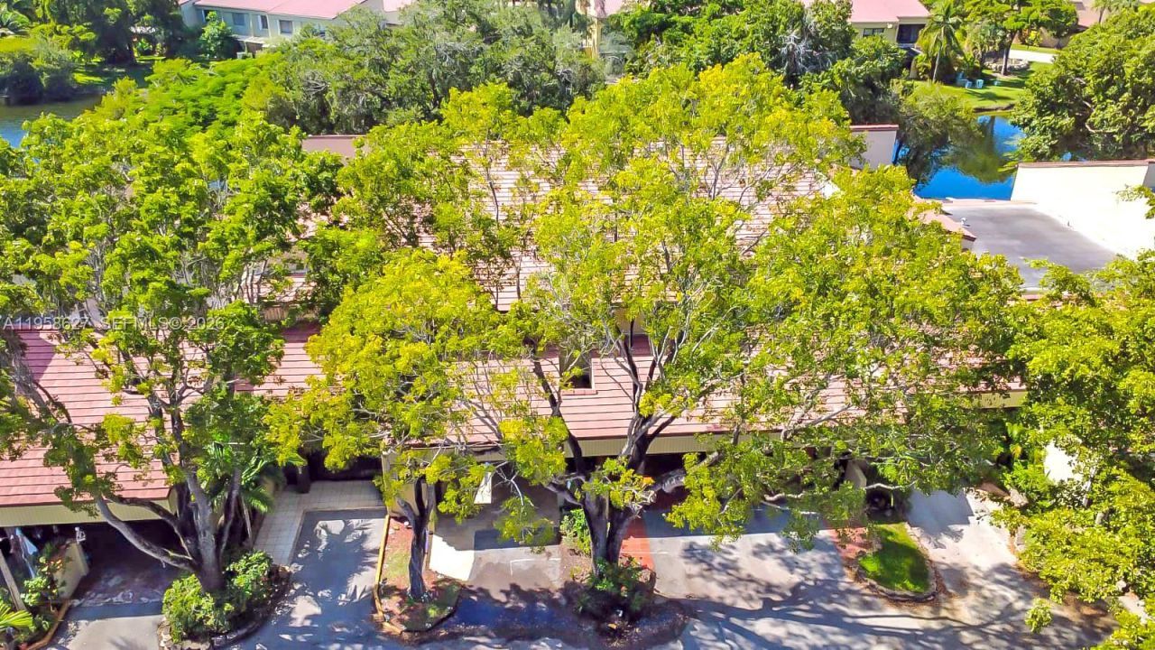 3831 Estepona Ave , Unit 11-D-2, Doral, FL 33178 Photo