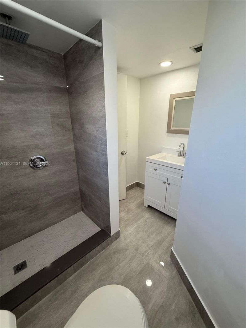 1710 NE 191st St , Unit 116-3, Miami, FL 33179 Photo