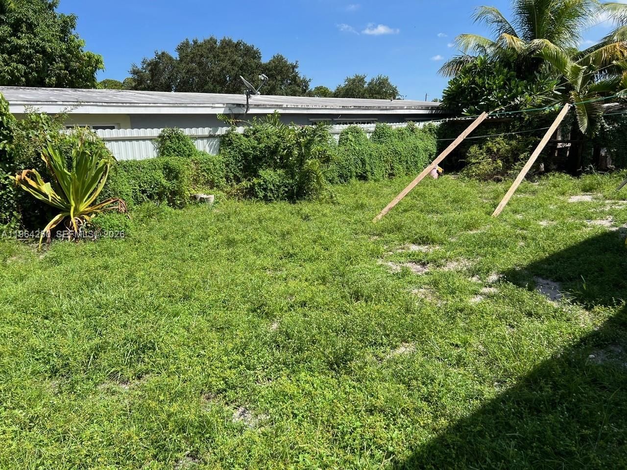 3921-3923 NW 164th St, Miami Gardens, FL 33054 Photo