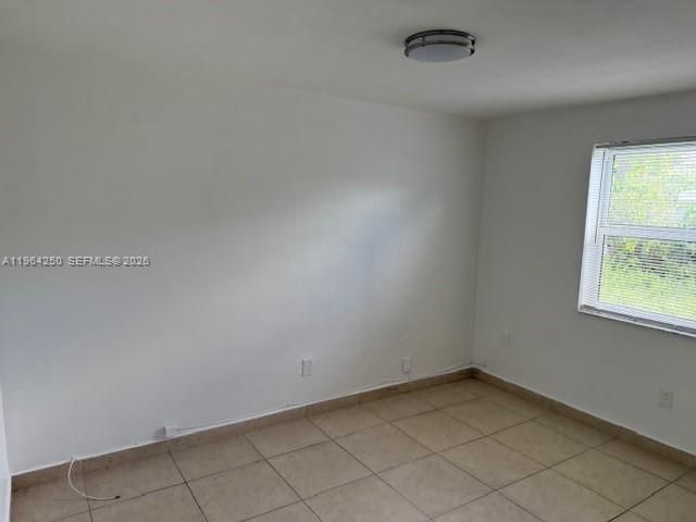 3921-3923 NW 164th St, Miami Gardens, FL 33054 Photo