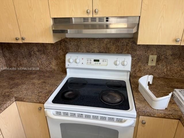 3921-3923 NW 164th St, Miami Gardens, FL 33054 Photo