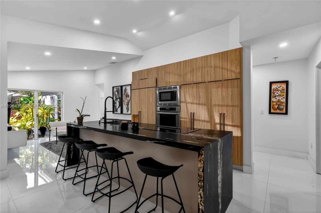 160 SW 206th Ave, Pembroke Pines, FL 33029 Photo