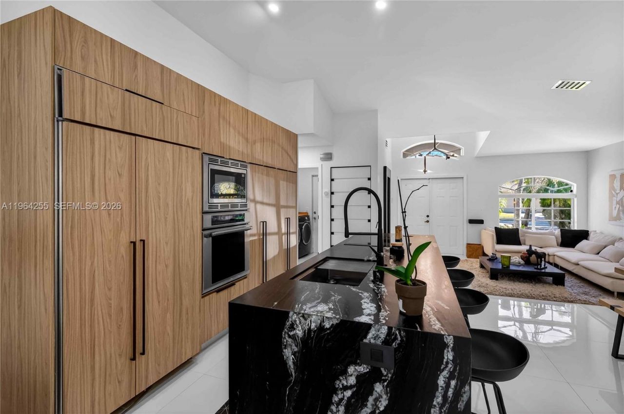 160 SW 206th Ave, Pembroke Pines, FL 33029 Photo