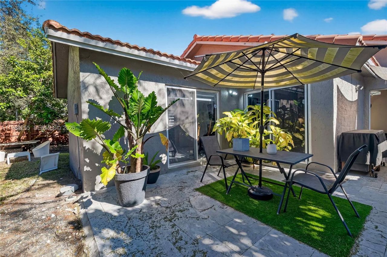 160 SW 206th Ave, Pembroke Pines, FL 33029 Photo