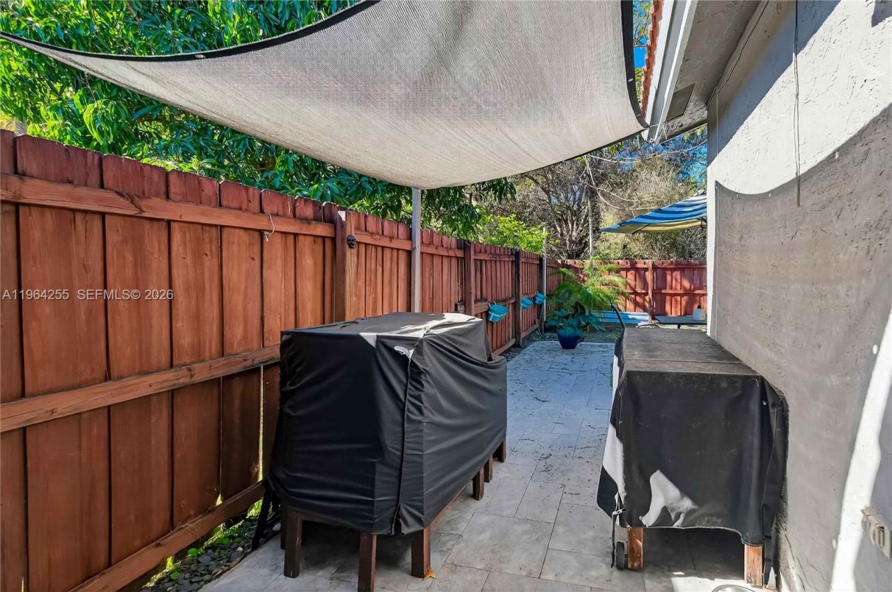 160 SW 206th Ave, Pembroke Pines, FL 33029 Photo